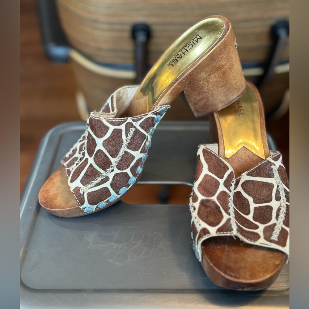Giraffe Print Sandals